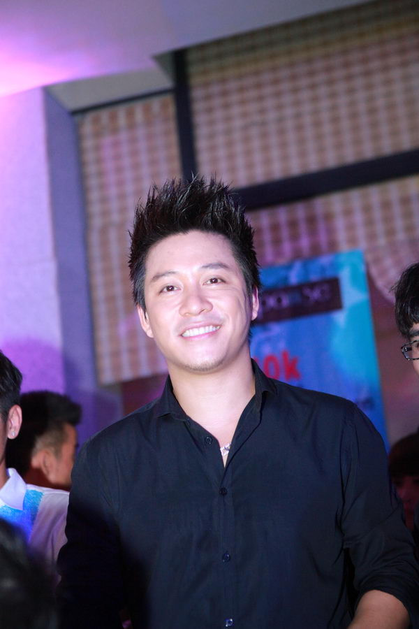 Tuấn Hưng tham dự chương trình với tư cách giám khảo. Tuấn Hưng tham dự chương trình với tư cách giám khảo.