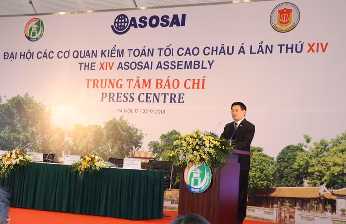 Tổng kiểm toán Nhà nước - ông Hồ Đức Phớc cho biết, lần đầu tiên được tổ chức tại Việt Nam, Đại hội ASOSAI 14 là sự kiện chính trị - ngoại giao có ý nghĩa quan trọng, minh chứng cho sự trưởng thành và phát triển của Kiểm toán Nhà nước, khẳng định vị trí và vai trò của Kiểm toán Nhà nước trong khu vực và trên thế giới. Ảnh: Vũ Phương.
