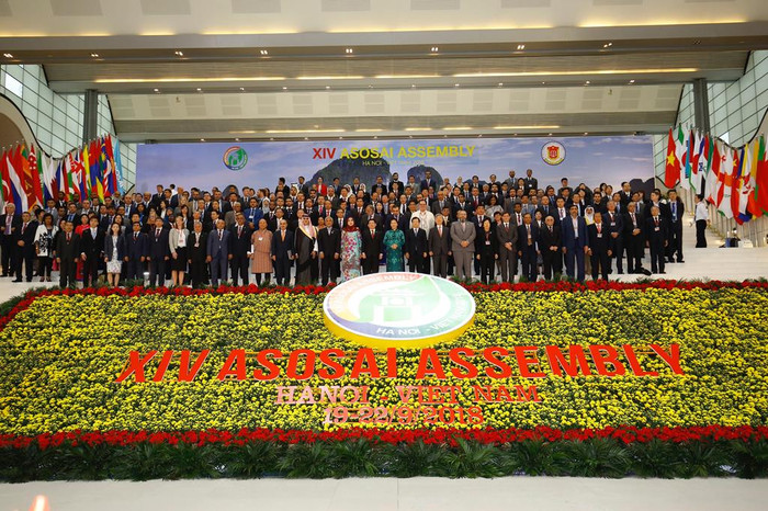 Chủ tịch Quốc hội Nguyễn Thị Kim Ngân chụp ảnh chung với các đại biểu tham dự Đại hội ASOSAI 14. Ảnh: ASOSAI 14. Chủ tịch Quốc hội Nguyễn Thị Kim Ngân chụp ảnh chung với các đại biểu tham dự Đại hội ASOSAI 14. Ảnh: ASOSAI 14.