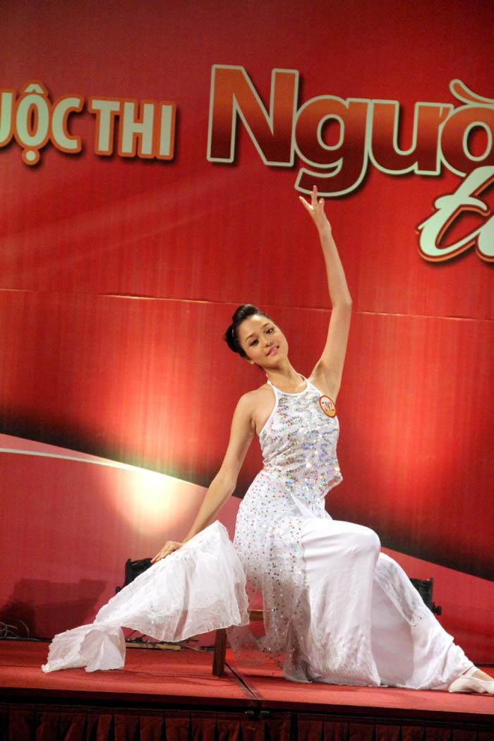 Bài múa do chính mẹ cô biên đạo.