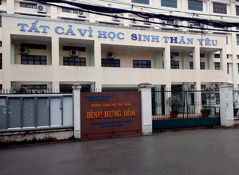 Trường trung học phổ thông Bình Hưng Hòa, quận Bình Tân, Thành phố Hồ Chí Minh (ảnh: H.L) Trường trung học phổ thông Bình Hưng Hòa, quận Bình Tân, Thành phố Hồ Chí Minh (ảnh: H.L)
