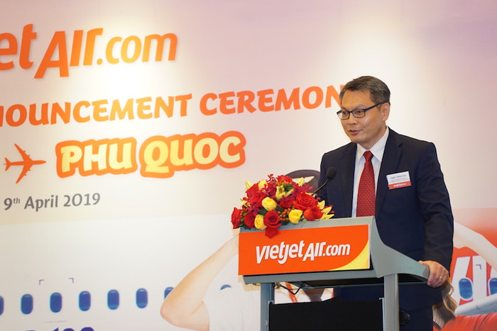 Ông Victor Liu, Cục Phó Cục Hàng không Hồng Kông chúc mừng Vietjet khai trương đường bay mới Ông Victor Liu, Cục Phó Cục Hàng không Hồng Kông chúc mừng Vietjet khai trương đường bay mới