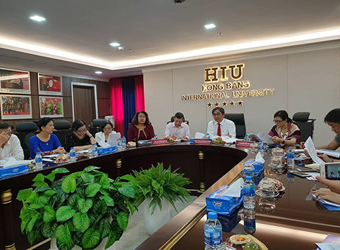 Lãnh đạo Trường Đại học quốc tế Hồng Bàng công bố phương án tuyển sinh năm 2019 (ảnh: P.L)