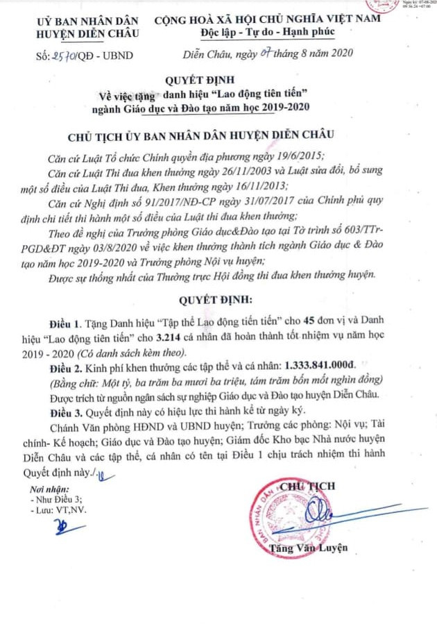 Giáo viên huyện Diễn Châu được chi trả tiền danh hiệu Lao động tiên tiến từ năm học 2019- 2020 (Ảnh:V.N)