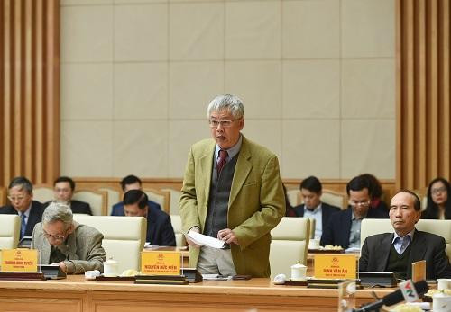 Ông Nguyễn Đức Kiên, tổ trưởng Tổ tư vấn kinh tế của Thủ tướng phát biểu tại cuộc họp. (Ảnh: VGP/Quang Hiếu)