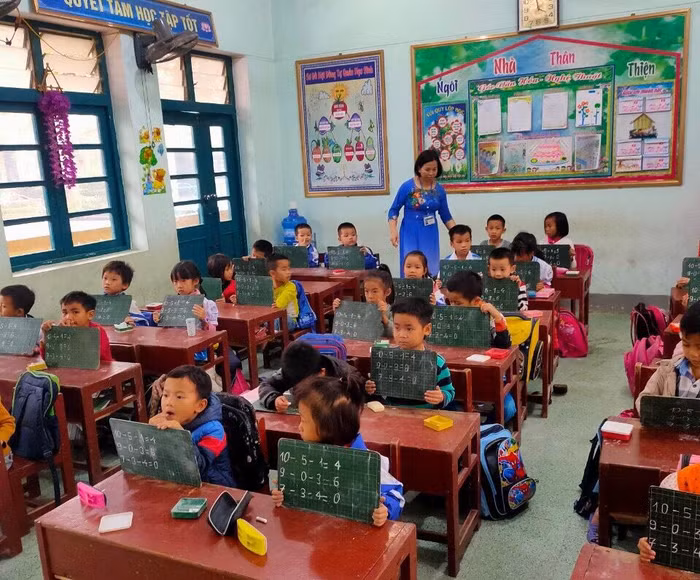 Nhiều phụ huynh tỏ ra lo lắng cho con nếu không cho đi học trước chương trình lớp 1 (Ảnh minh hoạ: Trung Dũng) Nhiều phụ huynh tỏ ra lo lắng cho con nếu không cho đi học trước chương trình lớp 1 (Ảnh minh hoạ: Trung Dũng)