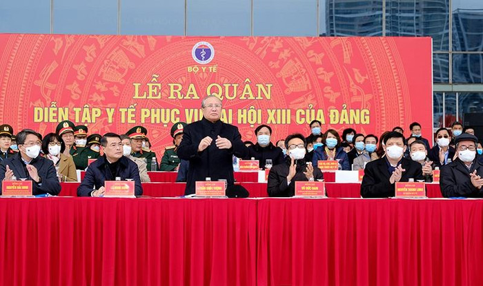 Đồng chí Trần Quốc Vượng - Uỷ viên Bộ Chính trị - Thường trực Ban Bí thư, Trưởng Tiểu ban Tổ chức phục vụ Đại hội XIII của Đảng; Các đồng chí Vũ Đức Đam - Phó Thủ tướng Chính phủ; đồng chí Lê Minh Hưng - Chánh Văn phòng Trung ương Đảng; đồng chí Nguyễn Thanh Long - Bộ trưởng Bộ Y tế, các đồng chí lãnh đạo Ban Tổ chức Trung ương, Bộ Y tế, Bộ Quốc phòng, Bộ Công an, lãnh đạo các Ban, Bộ ngành trung ương, lãnh đạo Ủy ban nhân dân Thành phố Hà Nội và một số tỉnh lân cận đã tham dự. Ảnh:Trần Minh Đồng chí Trần Quốc Vượng - Uỷ viên Bộ Chính trị - Thường trực Ban Bí thư, Trưởng Tiểu ban Tổ chức phục vụ Đại hội XIII của Đảng; Các đồng chí Vũ Đức Đam - Phó Thủ tướng Chính phủ; đồng chí Lê Minh Hưng - Chánh Văn phòng Trung ương Đảng; đồng chí Nguyễn Thanh Long - Bộ trưởng Bộ Y tế, các đồng chí lãnh đạo Ban Tổ chức Trung ương, Bộ Y tế, Bộ Quốc phòng, Bộ Công an, lãnh đạo các Ban, Bộ ngành trung ương, lãnh đạo Ủy ban nhân dân Thành phố Hà Nội và một số tỉnh lân cận đã tham dự. Ảnh:Trần Minh