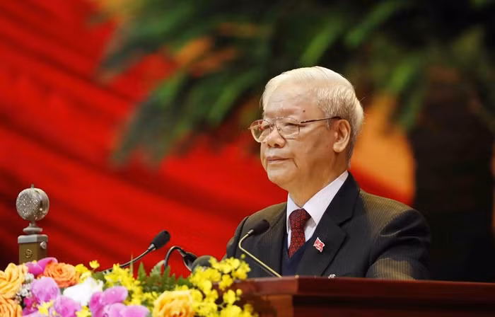 Đồng chí Nguyễn Phú Trọng, Tổng Bí thư Ban Chấp hành Trung ương Đảng, Chủ tịch nước Cộng hòa Xã hội Chủ nghĩa Việt Nam đọc Báo cáo chính trị của Ban Chấp hành Trung ương Đảng khóa XII và các văn kiện trình Đại hội. (Ảnh: TTXVN) Đồng chí Nguyễn Phú Trọng, Tổng Bí thư Ban Chấp hành Trung ương Đảng, Chủ tịch nước Cộng hòa Xã hội Chủ nghĩa Việt Nam đọc Báo cáo chính trị của Ban Chấp hành Trung ương Đảng khóa XII và các văn kiện trình Đại hội. (Ảnh: TTXVN)