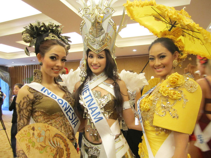 Rất đẹp và lộng lẫy. Rất đẹp và lộng lẫy.