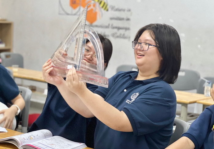 Mô hình “lớp học chạy" không chỉ giúp giảm bớt áp lực học tập mà còn tạo điều kiện để học sinh tự do chọn lựa các môn học phù hợp với sở thích và năng lực cá nhân. Mô hình “lớp học chạy_ không chỉ giúp giảm bớt áp lực học tập mà còn tạo điều kiện để học sinh tự do chọn lựa các môn học phù hợp với sở thích và năng lực cá nhân.jpg