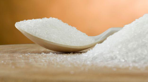 Lượng natri trong bột ngọt rất thấp, chỉ bằng 1/3 so với muối ăn. aji4.jpg