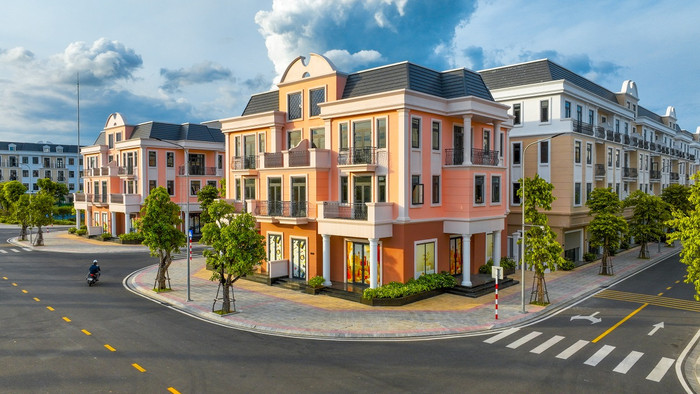 Quỹ căn tại Vincom Shophouse Royal Park đã hoàn thiện, có thể kinh doanh được ngay. A2 (17).jpg