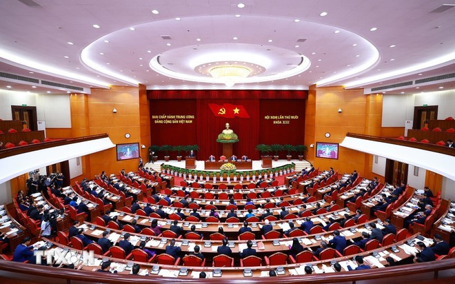 Phiên khai mạc Hội nghị lần thứ 10 Ban Chấp hành Trung ương Đảng Cộng sản Việt Nam khóa XIII. (Ảnh: Dương Giang/TTXVN) Phiên khai mạc Hội nghị lần thứ 10 Ban Chấp hành Trung ương Đảng Cộng sản Việt Nam khóa XIII. (Ảnh: Dương Giang/TTXVN)