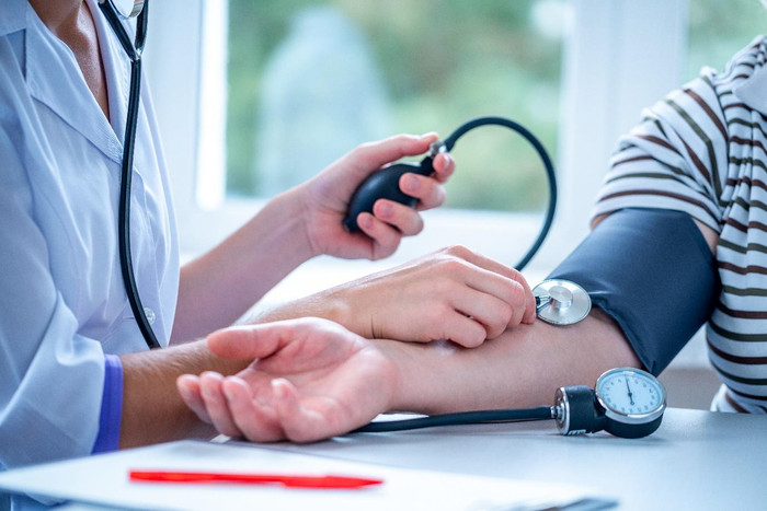 Tiêu thụ thừa muối làm tăng nguy cơ mắc cao huyết áp và các bệnh lý liên quan. aji3.jpg