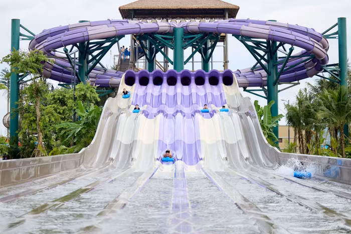 Các trò chơi được chia theo phân khu đáp ứng nhu cầu giải trí của mọi đối tượng.