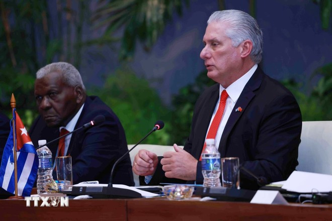 Bí thư thứ nhất Đảng Cộng sản Cuba, Chủ tịch Cuba Miguel Diaz Canel Bermudez phát biểu tại cuộc hội đàm với Tổng Bí thư, Chủ tịch nước Tô Lâm. (Ảnh: Lâm Khánh/TTXVN) Bí thư thứ nhất Đảng Cộng sản Cuba, Chủ tịch Cuba Miguel Diaz Canel Bermudez phát biểu tại cuộc hội đàm với Tổng Bí thư, Chủ tịch nước Tô Lâm. (Ảnh: Lâm Khánh/TTXVN)
