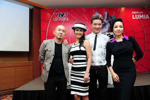 4 HLV của chương trình The Voice 2013. 4 HLV của chương trình The Voice 2013.