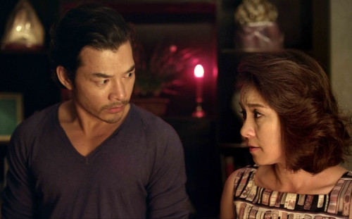 Vào vai Diệp ( vợ ông Vương - Trần Bảo Sơn) trong phim kinh dị Đoạt hồn. Ngọc Hiệp nói chưa có bộ phim nào có thể khiến chị run lên vì sợ.