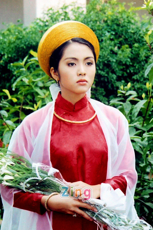 Kể lại khoảnh khắc làm chồng của người đẹp Hà Tăng trong... 1 ngày, Lý Anh Tâm cho biết: “Ngày ấy tôi là chỉ là người quay phim của đoàn, có lẽ đạo diễn thấy vóc dáng tôi mập mạp hợp với nhân vật ông chủ nước mắm nên đã mời tôi đảm nhận vai này. Thấy vui nên tôi cũng nhận lời tham gia. Kể lại khoảnh khắc làm chồng của người đẹp Hà Tăng trong... 1 ngày, Lý Anh Tâm cho biết: “Ngày ấy tôi là chỉ là người quay phim của đoàn, có lẽ đạo diễn thấy vóc dáng tôi mập mạp hợp với nhân vật ông chủ nước mắm nên đã mời tôi đảm nhận vai này. Thấy vui nên tôi cũng nhận lời tham gia.