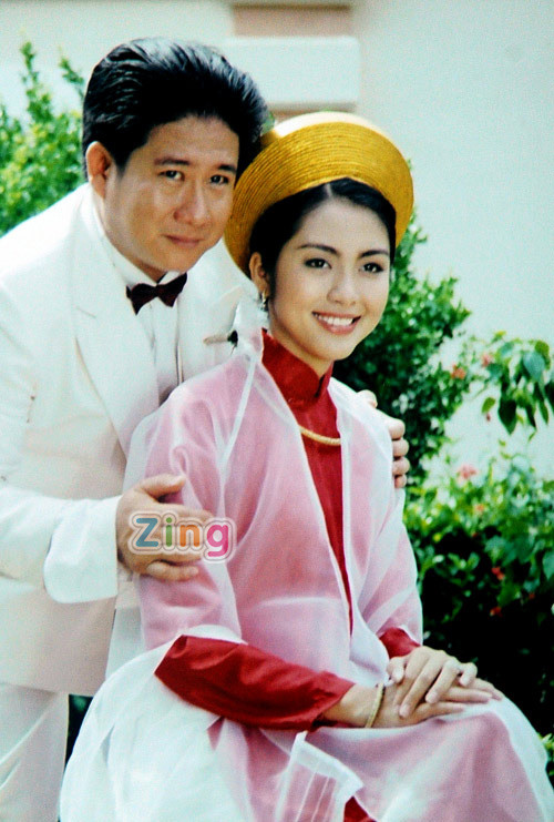 Ngày mai - 19/11, đám cưới thật của Tăng Thanh Hà sẽ diễn ra tại White Palace (TP.HCM) với sự tham dự của đông đảo người thân, bạn bè. Một tuần trước đó, hôn lễ và tiệc mừng của cô với chú rể Việt kiều Louis Nguyễn cũng đã được tổ chức linh đình ở quốc đảo Philippines. Ngày mai - 19/11, đám cưới thật của Tăng Thanh Hà sẽ diễn ra tại White Palace (TP.HCM) với sự tham dự của đông đảo người thân, bạn bè. Một tuần trước đó, hôn lễ và tiệc mừng của cô với chú rể Việt kiều Louis Nguyễn cũng đã được tổ chức linh đình ở quốc đảo Philippines.