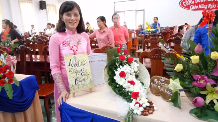 Nhiều đơn vị, trường học tổ chức các hoạt động kỷ niệm ngày Phụ nữ Việt Nam. Ảnh minh họa: http://pgdphugiao.edu.vn