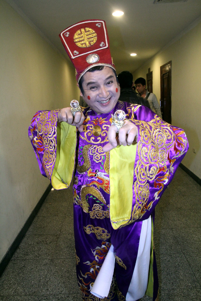 Chí Trung tiếp tục với vai Táo Giao thông.