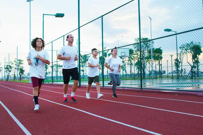 Ưng ý tiện ích thể thao tại Aqua City, nhà thiết kế cho biết tập thể thao cùng nhau cũng là cách gia đình chị gắn kết các thành viên. Nguồn ảnh: Internet