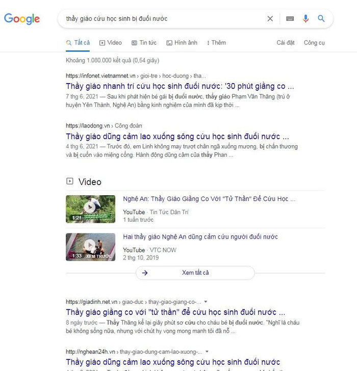 Ảnh chụp màn hình kết quả tìm kiếm trên google cụm từ “thầy giáo cứu học sinh bị đuối nước”. Ảnh chụp màn hình kết quả tìm kiếm trên google cụm từ “thầy giáo cứu học sinh bị đuối nước”.
