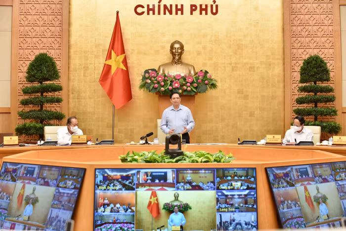 Thủ tướng Chính phủ Phạm Minh Chính phát biểu kết luận tại cuộc họp trực tuyến về phòng, chống dịch COVID-19. Ảnh: VGP/Nhật Bắc