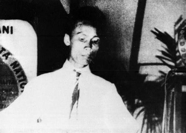 Đồng chí Nguyễn Ái Quốc phát biểu tại Đại hội Quốc tế Cộng sản lần thứ năm, họp từ 17/6-8/7/1924 ở Moskva với tư cách là đại biểu của Bộ thuộc địa Đảng Cộng sản Pháp. (Ảnh: Tư liệu/TTXVN phát)