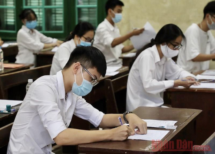 Thí sinh tại Kỳ thi tốt nghiệp Trung học phổ thông 2020. (Ảnh: DUY LINH/Nhandan.com.vn) Thí sinh tại Kỳ thi tốt nghiệp Trung học phổ thông 2020. (Ảnh: DUY LINH/Nhandan.com.vn)