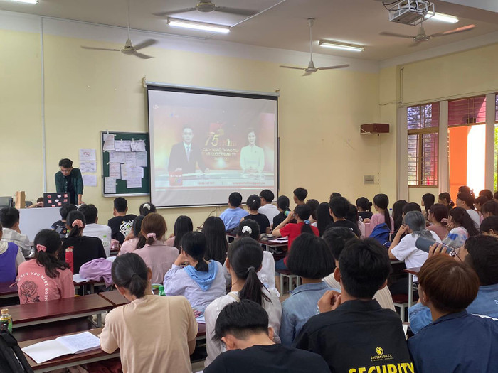 Một hoạt động đào tạo của khoa Báo chí và Truyền thông tại nhà trường (ảnh: NTCC) Một hoạt động đào tạo của khoa Báo chí và Truyền thông tại nhà trường (ảnh: NTCC)