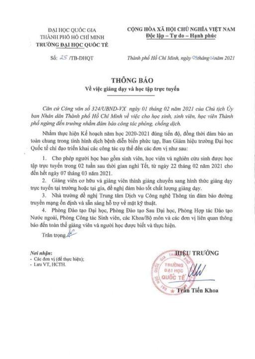 Thông báo lùi lịch học tập trung của Trường Đại học Quốc tế (ảnh: P.L) Thông báo lùi lịch học tập trung của Trường Đại học Quốc tế (ảnh: P.L)