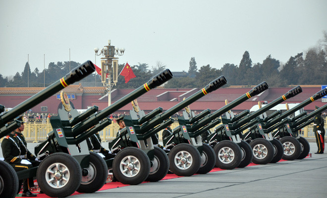 Khẩu đội pháo vừa thực hiện nghi lễ chào mừng chuyến thăm chính thức Trung Quốc của Tổng Bí Thư Nguyễn Phú Trọng. Khẩu đội pháo vừa thực hiện nghi lễ chào mừng chuyến thăm chính thức Trung Quốc của Tổng Bí Thư Nguyễn Phú Trọng.