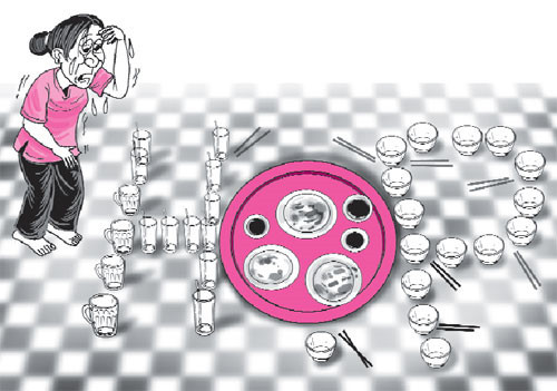 Họp lớp là dịp bạn bè ăn uống, nhậu nhẹt. (Ảnh minh họa: DAD/ thanhnien.vn) Họp lớp là dịp bạn bè ăn uống, nhậu nhẹt. (Ảnh minh họa: DAD/ thanhnien.vn)