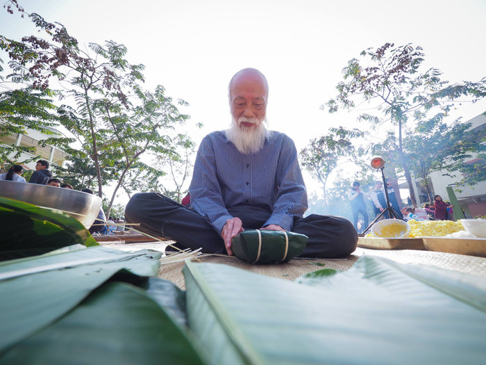 Thầy Văn Như Cương nói về Tết thầy trong thời đại ngày nay. Thầy Văn Như Cương nói về Tết thầy trong thời đại ngày nay.