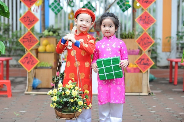 Các em học sinh được tham gia chương trình "Tết sum vầy" đầy ý nghĩa. Các em học sinh được tham gia chương trình "Tết sum vầy" đầy ý nghĩa.