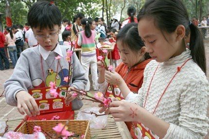 Học kĩ năng sống cũng rất cần thiết với các em học sinh trong dịp nghỉ Tết. (Ảnh: infonet.vn)