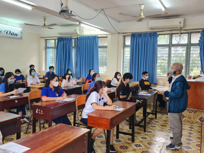 Học sinh Thành phố Hồ Chí Minh dự thi tốt nghiệp đợt 1, năm 2021 (ảnh: P.L) Học sinh Thành phố Hồ Chí Minh dự thi tốt nghiệp đợt 1, năm 2021 (ảnh: P.L)