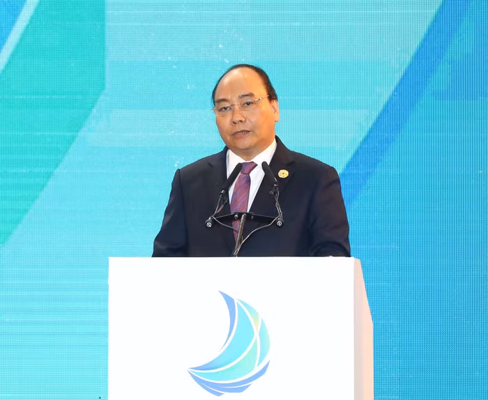 Thủ tướng Chính phủ Nguyễn Xuân Phúc phát biểu tại Hội nghị Thượng đỉnh Kinh doanh Việt Nam. Ảnh: apec2017.vn.