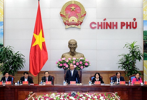 Thủ tướng yêu cầu: Trước khi khen thưởng, phải có nhiều kênh để truyền thông, lấy ý kiến nhân dân xem đối tượng khen thưởng có xứng đáng không. Ảnh: VGP/Quang Hiếu Thủ tướng yêu cầu: Trước khi khen thưởng, phải có nhiều kênh để truyền thông, lấy ý kiến nhân dân xem đối tượng khen thưởng có xứng đáng không. Ảnh: VGP/Quang Hiếu