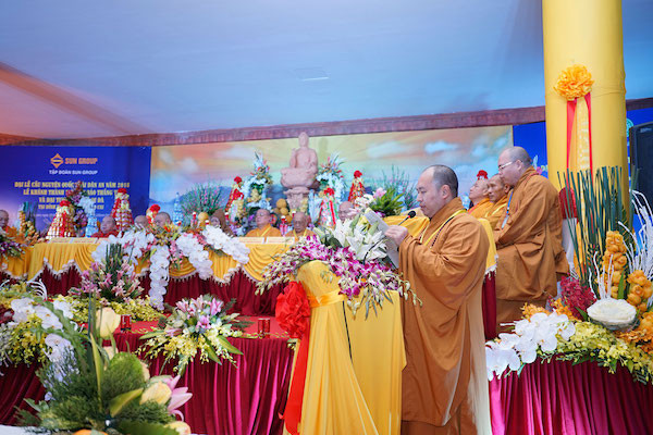 Đức Hòa Thượng Thích Đức Thiện phát biểu tại Đại Lễ Đức Hòa Thượng Thích Đức Thiện phát biểu tại Đại Lễ