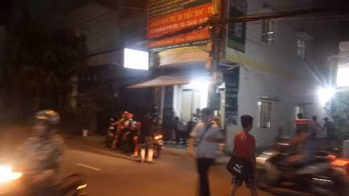 Học sinh giờ tan học thêm ở cơ sở bán trú Thiên Phát, phường Bình Trị Đông, Bình Tân (ảnh: P.L)