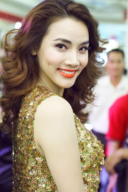 Trang Nhung nhận mình có số thị phi trong tử vi Trang Nhung nhận mình có số thị phi trong tử vi