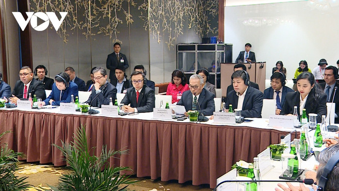 thủ tướng và tổng thống joko widodo đối thoại với doanh nghiệp 2 nước hình ảnh 4 thu tuong va tong thong joko widodo doi thoai voi doanh nghiep 2 nuoc hinh anh 4