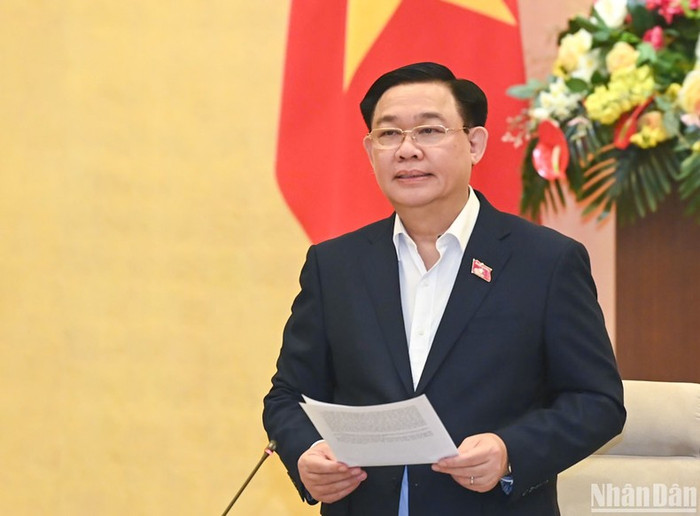 Chủ tịch Quốc hội Vương Đình Huệ phát biểu khai mạc phiên họp. (Ảnh: Duy Linh) Chủ tịch Quốc hội Vương Đình Huệ phát biểu khai mạc phiên họp. (Ảnh: Duy Linh)