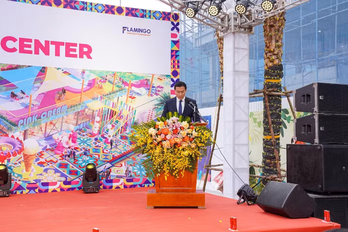 Đại diện chủ đầu tư Flamingo phát biểu tại lễ ra mắt Golden Hill Center. Ảnh: Flamingo Holdings