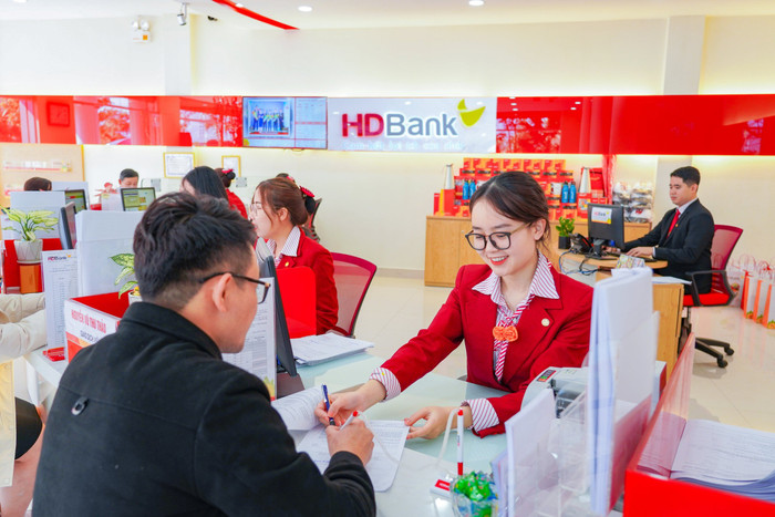 Gửi tiết kiệm ngay để trở thành tỷ phủ đầu năm 2024 cùng HDBank. Gửi tiết kiệm ngay để trở thành tỷ phủ đầu năm 2024 cùng HDBank.