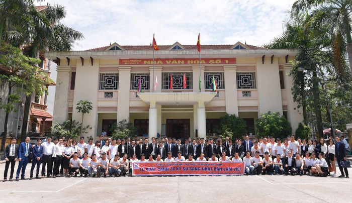 Lễ xuất cảnh 28 kỹ sư của Công ty cổ phần hợp tác quốc tế MIYATA sang Nhật Bản làm việc. Lễ xuất cảnh 28 kỹ sư của Công ty cổ phần hợp tác quốc tế MIYATA sang Nhật Bản làm việc.