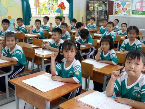 Thầy trò ngày đêm quay cuồng với các "cuộc chiến" để mang hư danh về cho trường ảnh 1 Thầy trò ngày đêm quay cuồng với các "cuộc chiến" để mang hư danh về cho trường ảnh 1